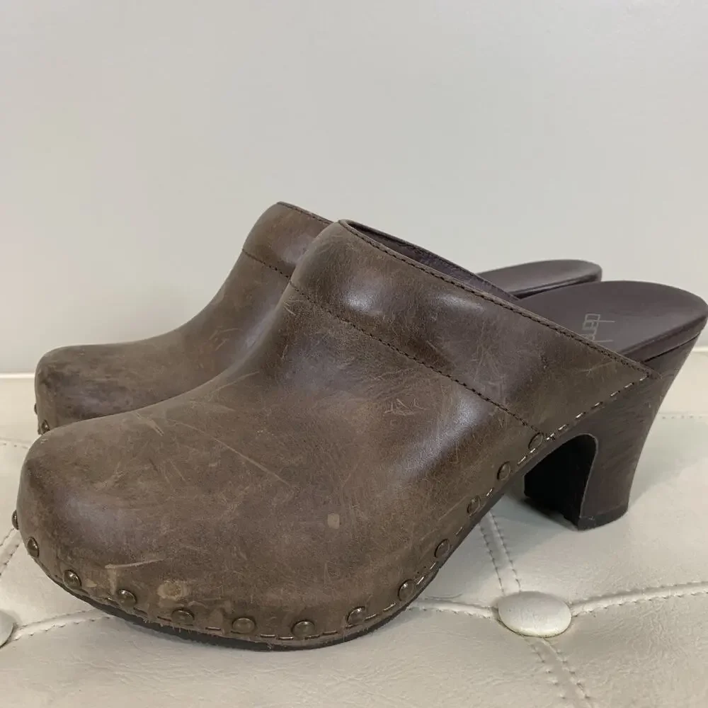 Dansko Rae brown Leather Studded Heeled Clogs Mules shoes EU 38 US 7 7.5 XCNT - Picture 3 of 5